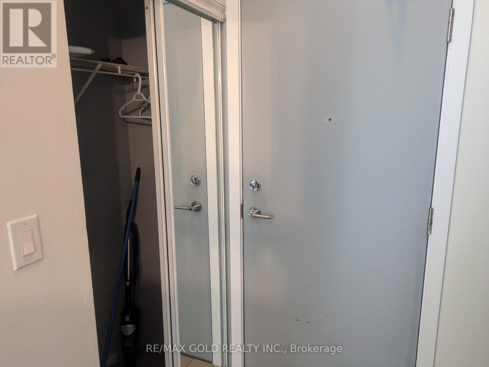 202 - 4099 Brickstone Mews W, Mississauga, Ontario  L5B 0G2 - Photo 20 - W12116903