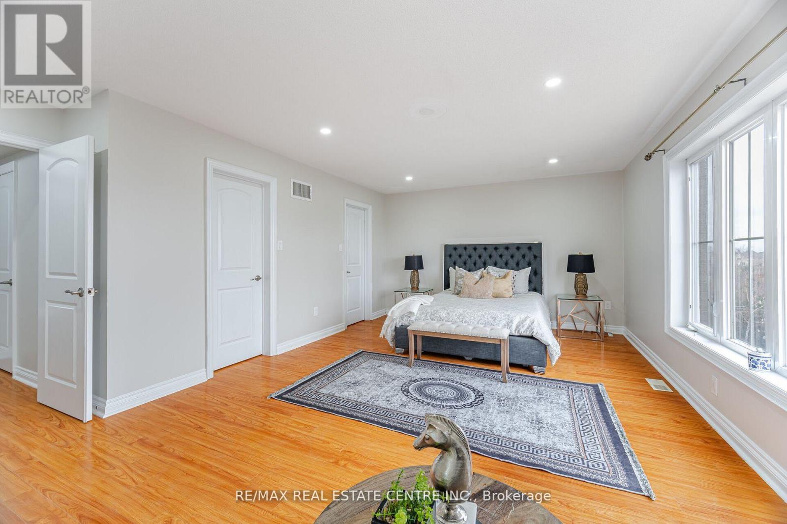 38 Junetown Circle, Brampton, Ontario  L6X 0X7 - Photo 19 - W12116943