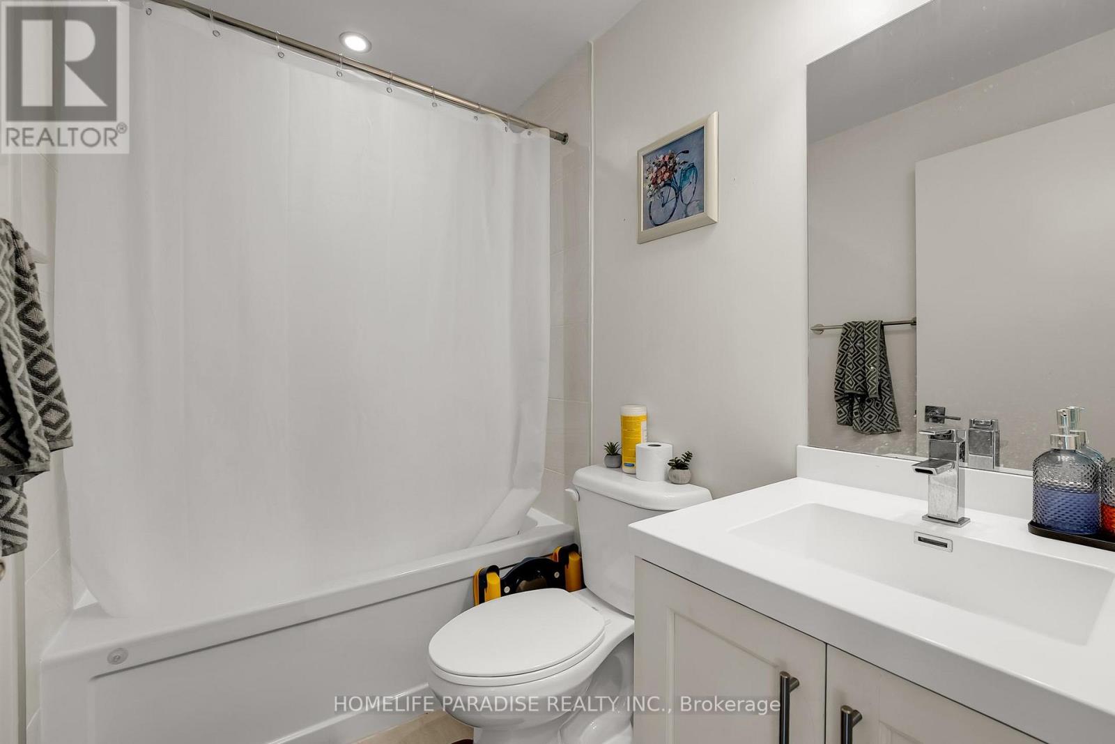 1407 - 2087 Fairview Street, Burlington, Ontario  L7R 0E5 - Photo 24 - W12117003