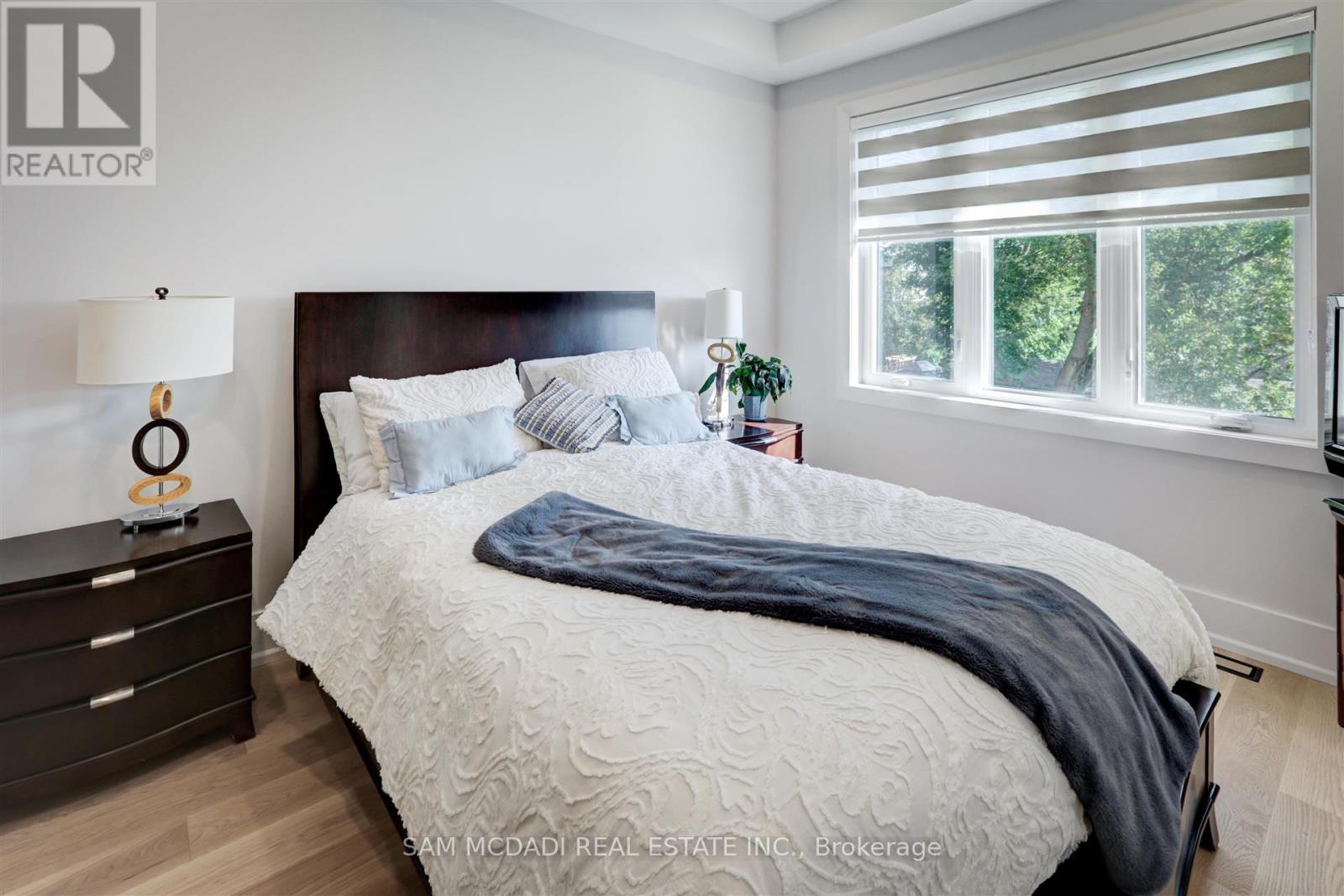 177 Aldercrest Road, Toronto, Ontario  M8W 4J2 - Photo 9 - W12117011