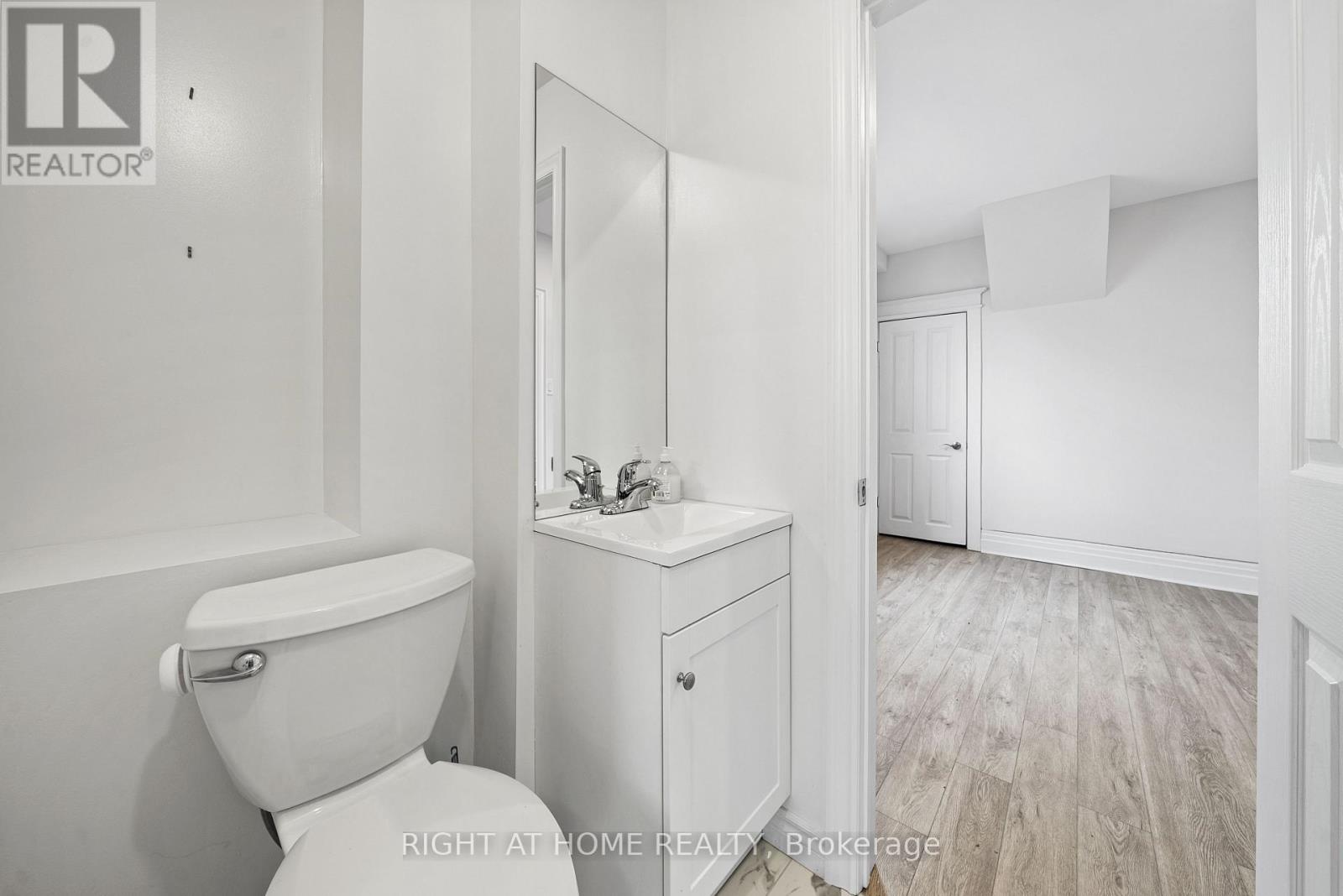 134 Millicent Street, Toronto, Ontario  M6H 1W4 - Photo 22 - W12117027