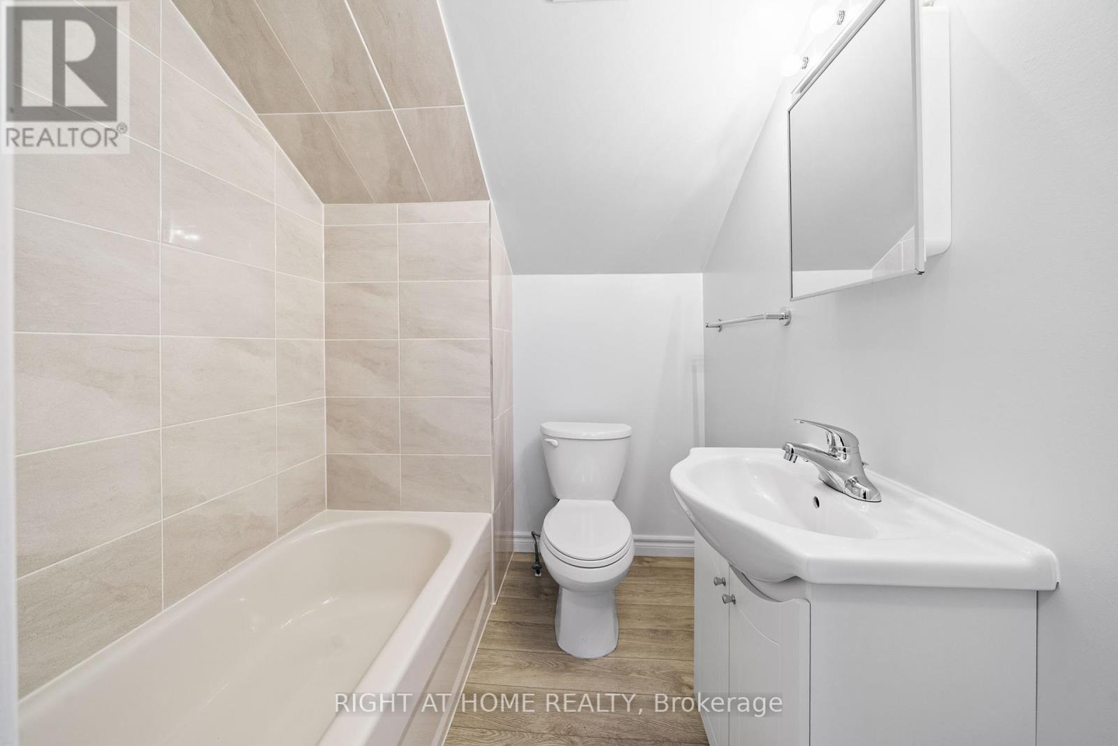 134 Millicent Street, Toronto, Ontario  M6H 1W4 - Photo 26 - W12117027