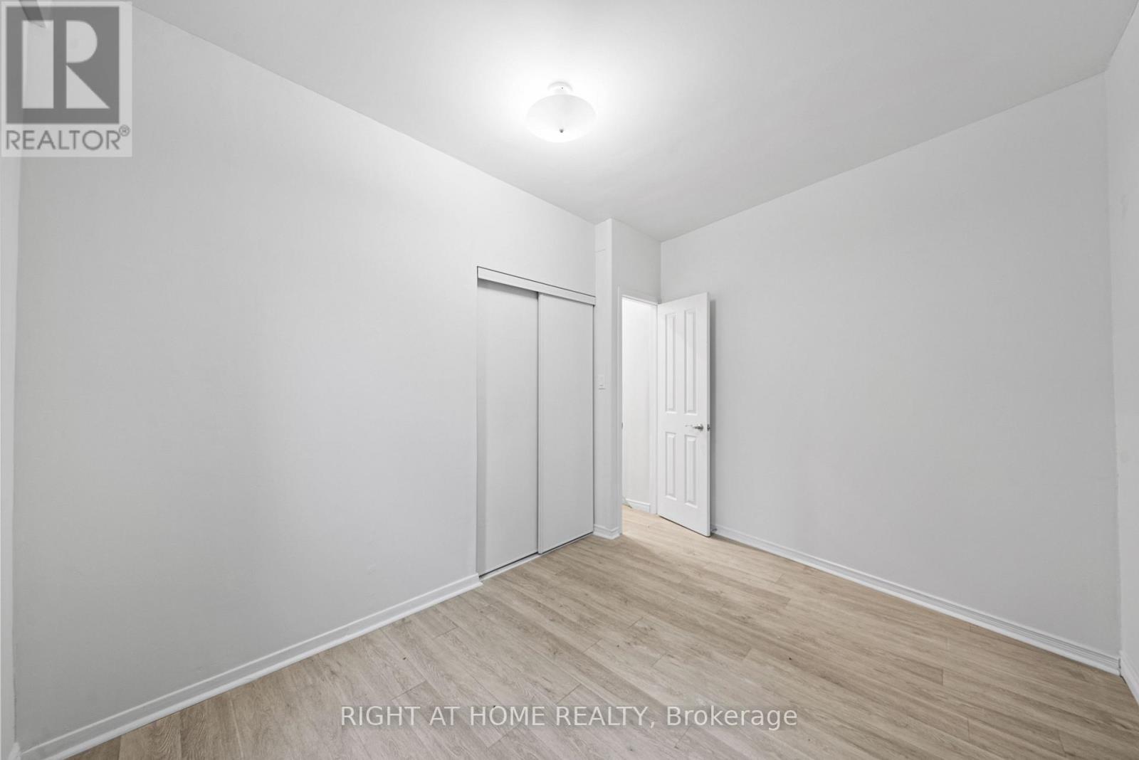 134 Millicent Street, Toronto, Ontario  M6H 1W4 - Photo 32 - W12117027