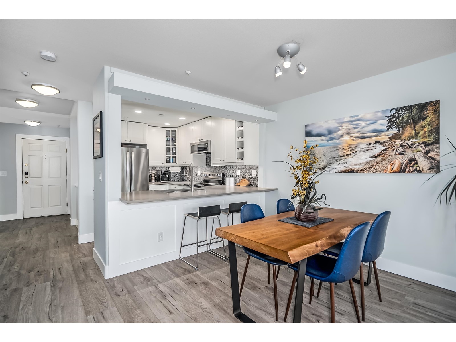 305 15241 18 Avenue, Surrey, British Columbia  V4A 1W9 - Photo 10 - R2992865