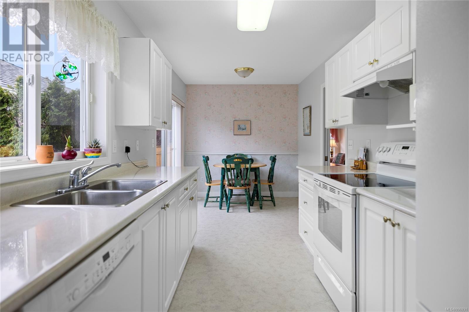 1274 Oceanside Dr, Qualicum Beach, British Columbia  V9K 1T8 - Photo 7 - 996931