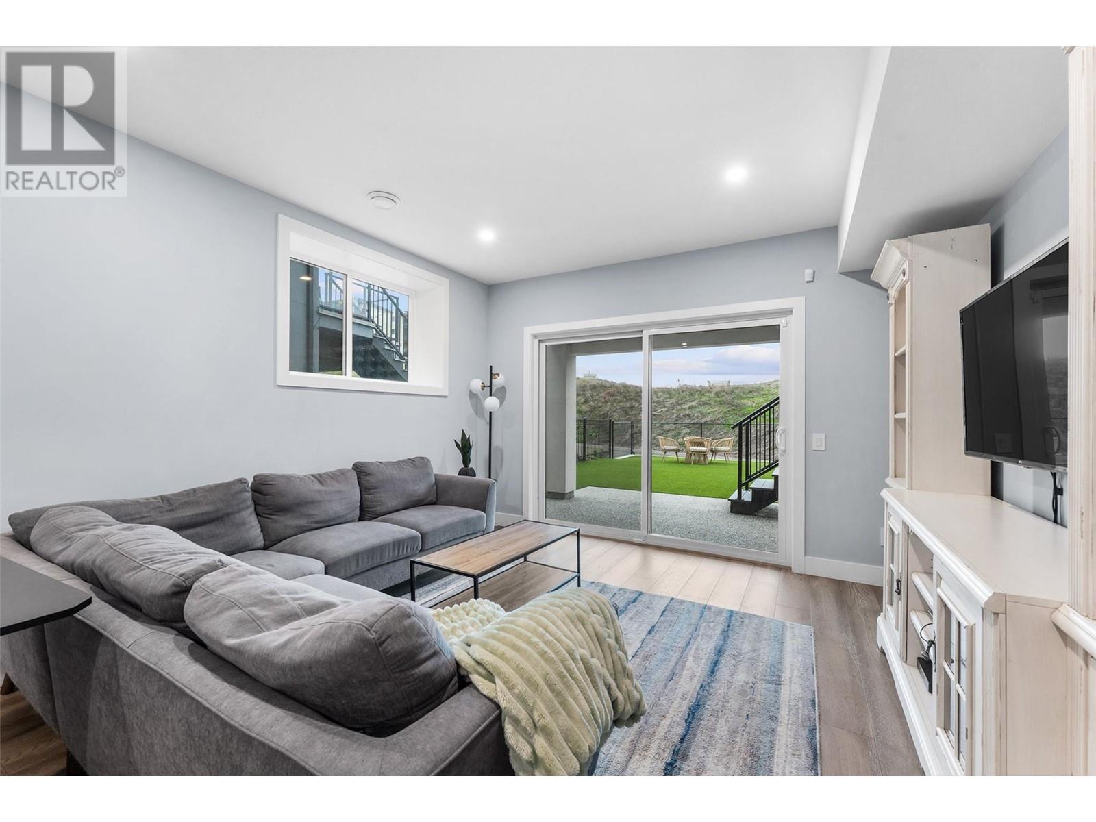 1864 Viewpoint Crescent, West Kelowna, British Columbia  V1Z 4E1 - Photo 37 - 10345531