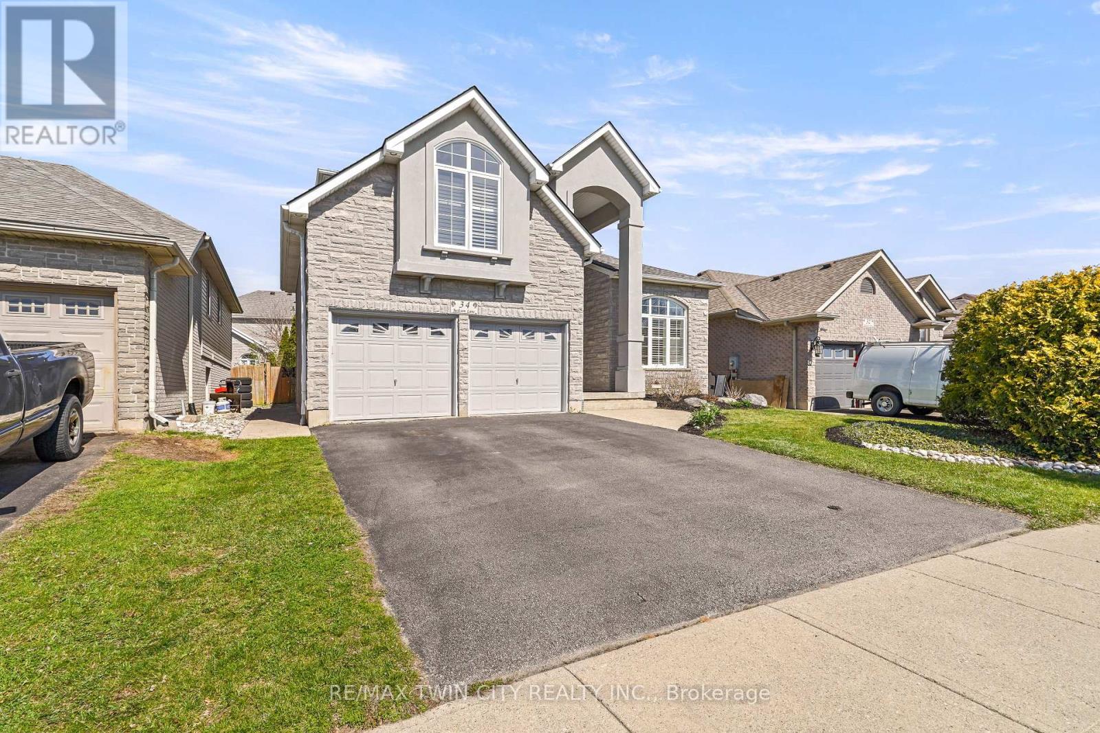 Property at 34 JACKSON LANE image 2