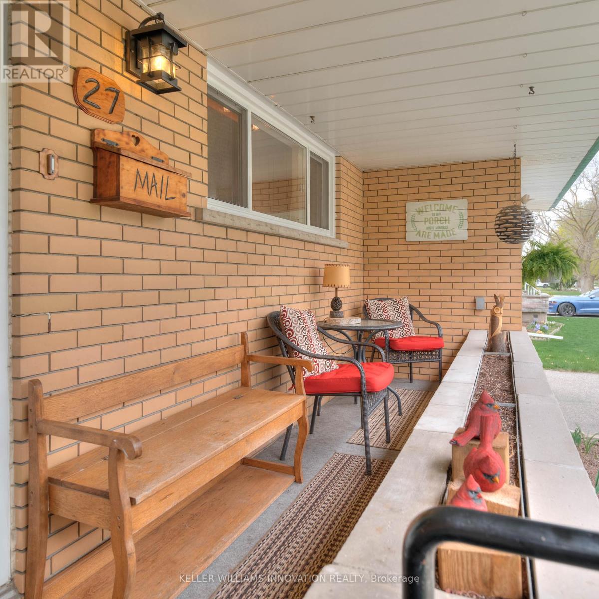 27 Massey Avenue, Kitchener, Ontario  N2C 1M4 - Photo 4 - X12116944