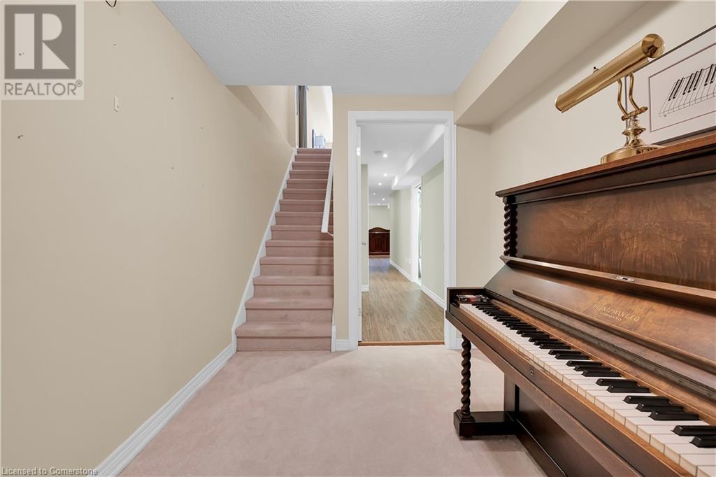 91 Forest Valley Crescent, Dundas, Ontario  L9H 0A7 - Photo 30 - 40719113