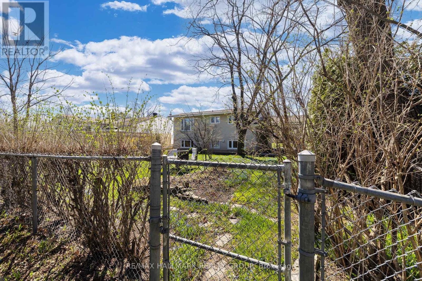 2163 Fillmore Crescent, Ottawa, Ontario  K1J 6A1 - Photo 28 - X12117211