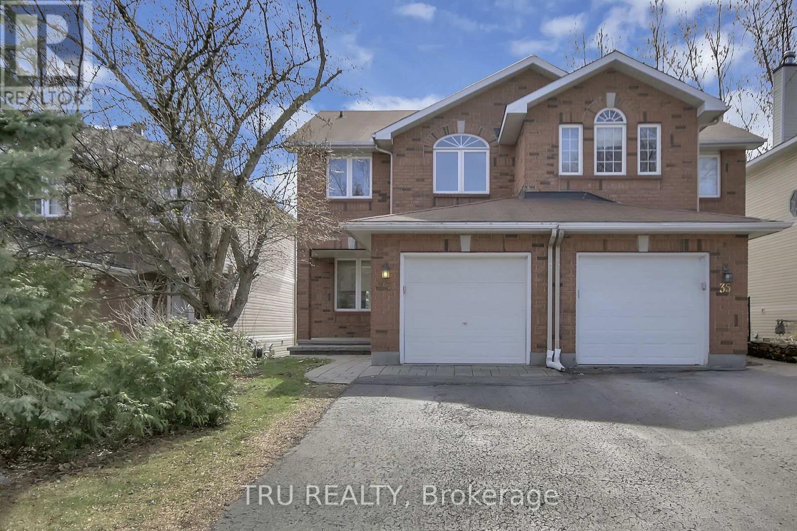 Property at 33 HIGHMONT COURT image 1