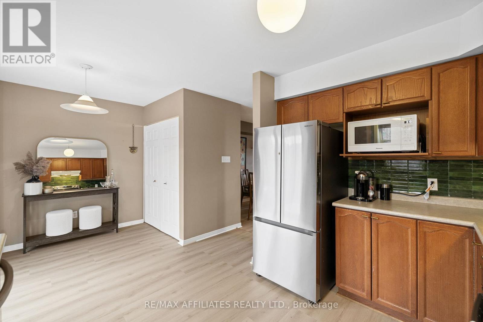 99 Glenhaven Private, Ottawa, Ontario  K1V 2B2 - Photo 14 - X12117346