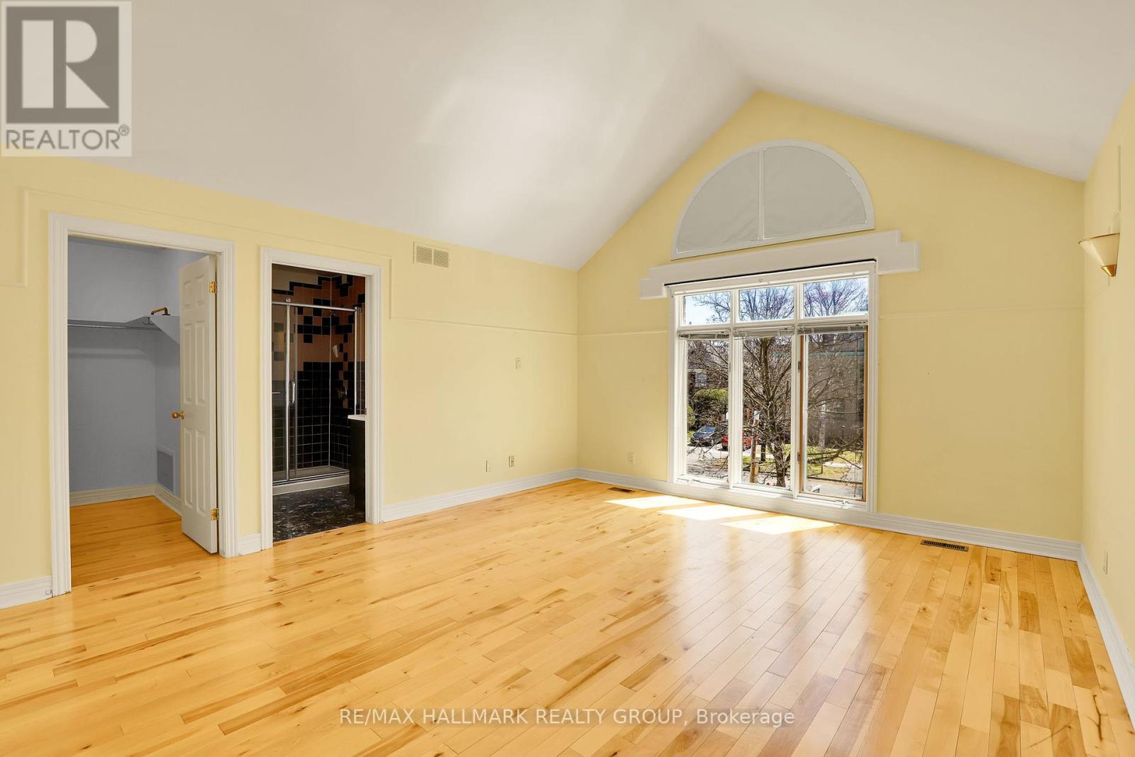 303 Sherwood Drive, Ottawa, Ontario  K1Y 3W7 - Photo 22 - X12117362