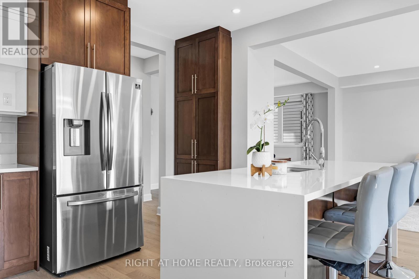 218 Aquarium Avenue, Ottawa, Ontario  K4A 1K7 - Photo 19 - X12117408