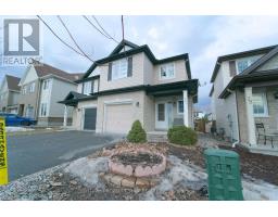 37 CRESTHAVEN DRIVE, Ottawa, Ontario