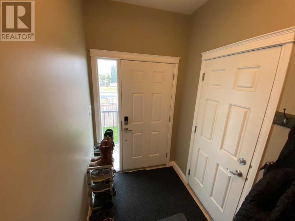 Property at 799 Silkstone Close W image 5