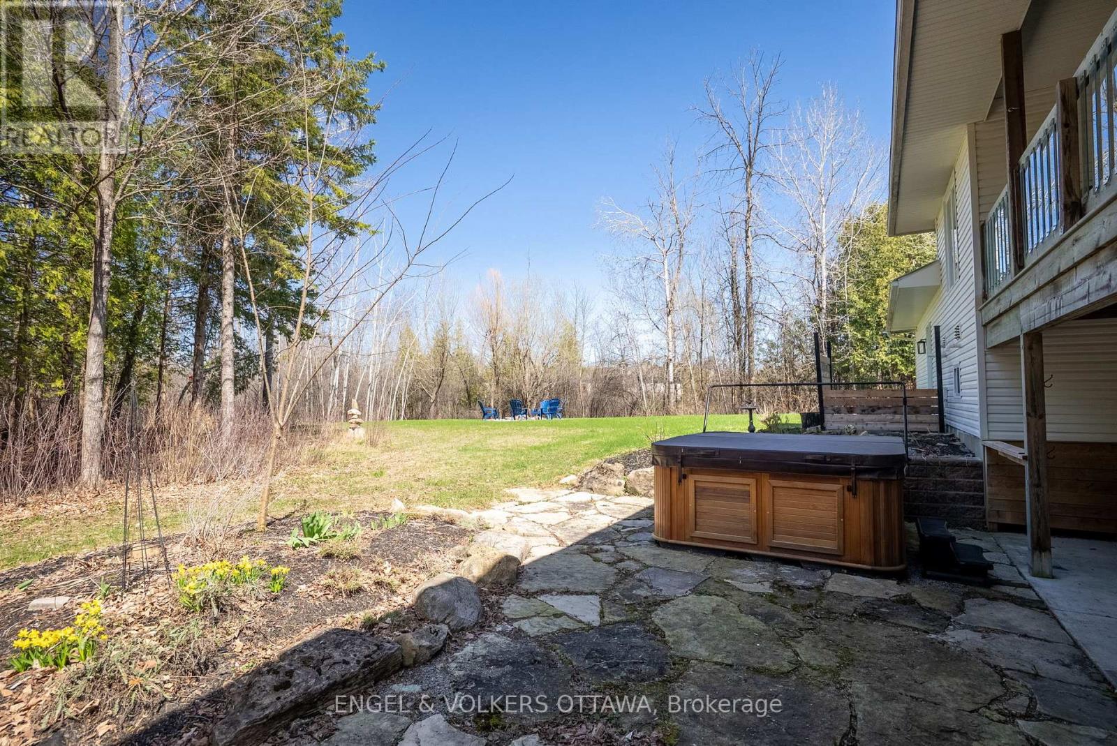 7359 Marcella Drive, Ottawa, Ontario  K4P 1P7 - Photo 34 - X12111501