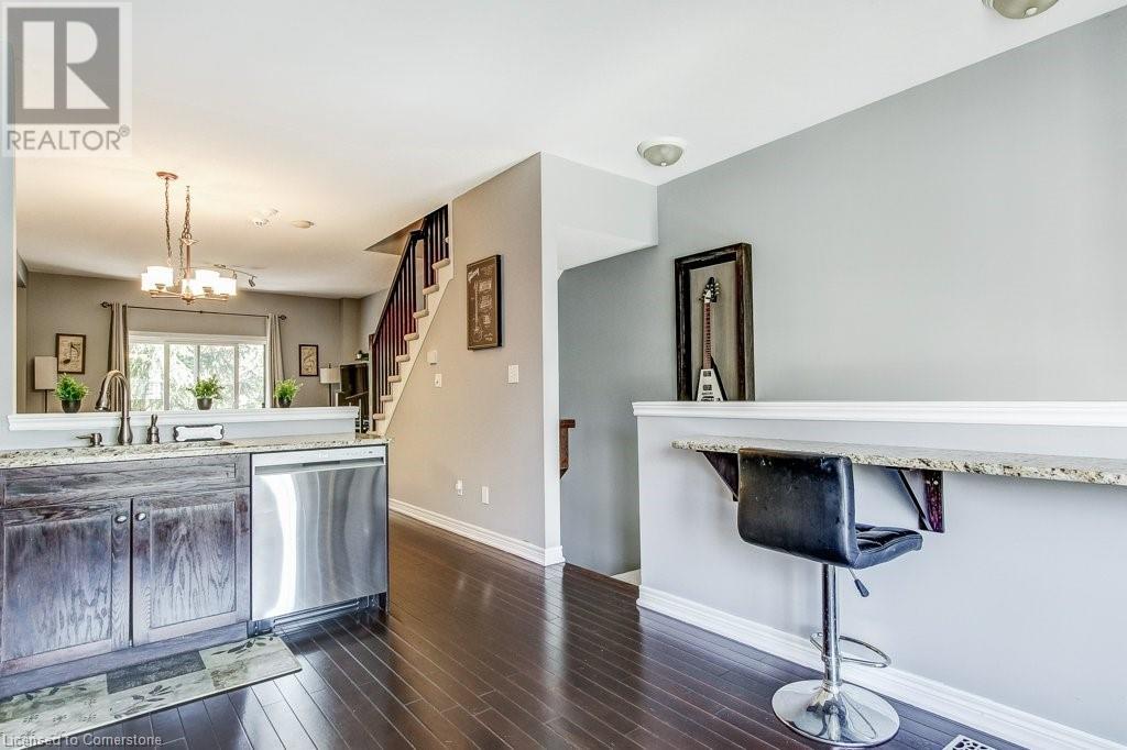 4262 Ingram Common, Burlington, Ontario  L7L 0C4 - Photo 4 - 40711761