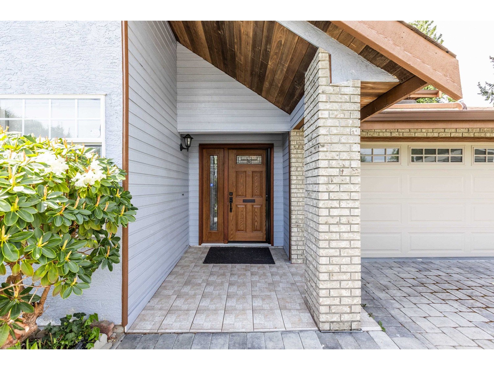 Property at 13311 65A AVENUE image 3
