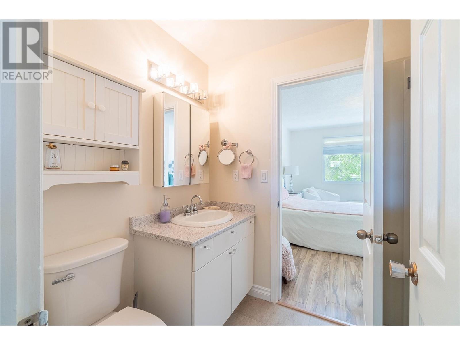 1338 Kenora Road, Kamloops, British Columbia  V2B 3X7 - Photo 17 - 10345508