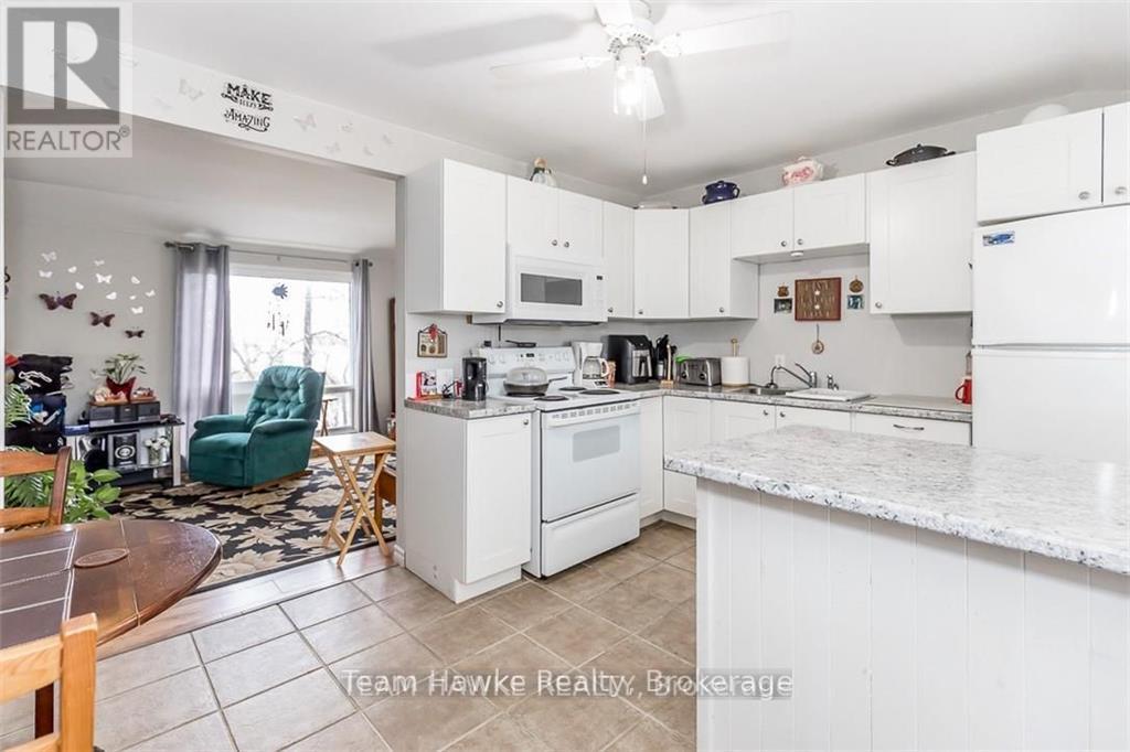 178 William Street, Tay, Ontario  L0K 2A0 - Photo 12 - S12117391