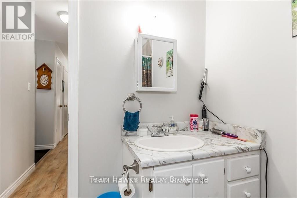 178 William Street, Tay, Ontario  L0K 2A0 - Photo 16 - S12117391