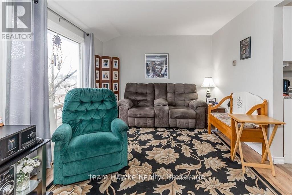 178 William Street, Tay, Ontario  L0K 2A0 - Photo 8 - S12117391