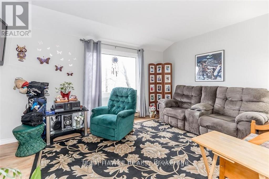 178 William Street, Tay, Ontario  L0K 2A0 - Photo 9 - S12117391