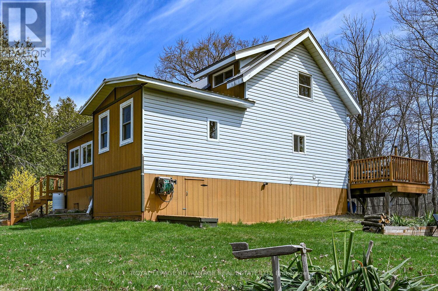 163 Lyndhurst Road, Leeds And The Thousand Islands, Ontario  K0E 1N0 - Photo 11 - X12117297