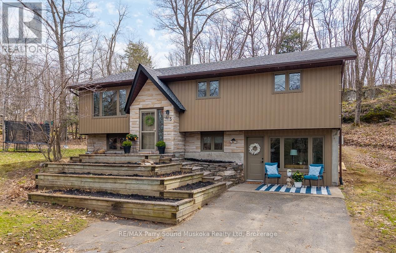 5 HILLVIEW DRIVE, McDougall, Ontario