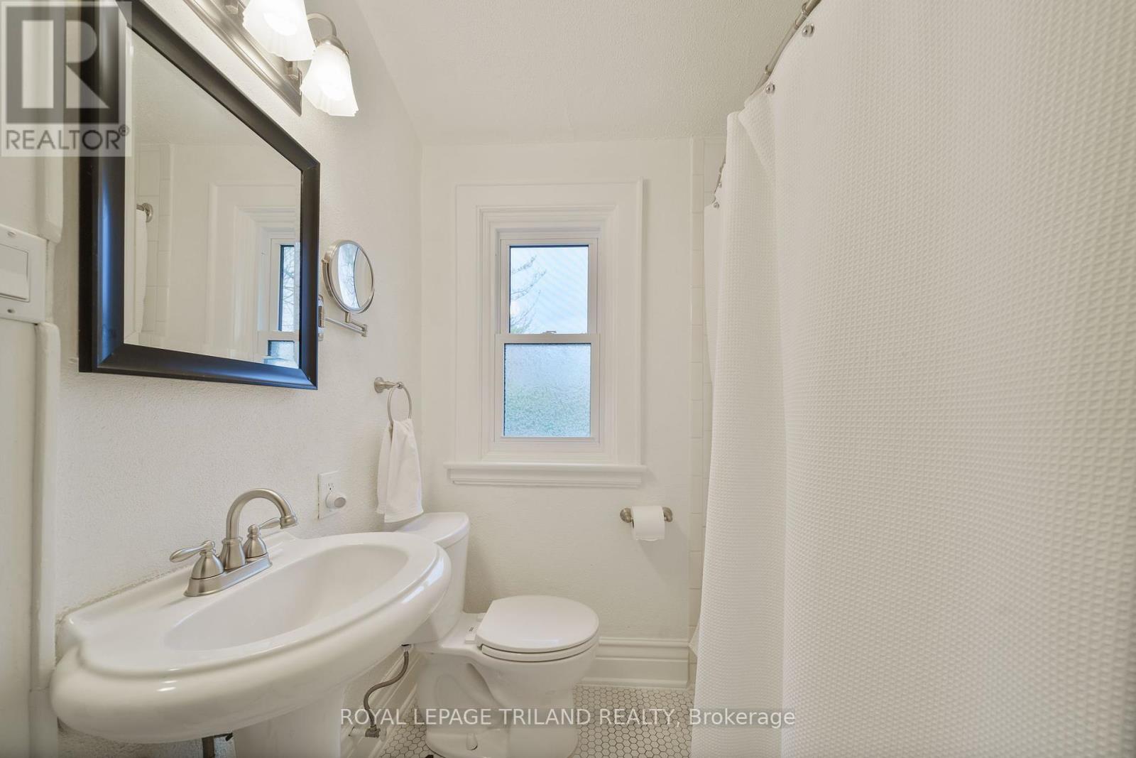 377 Cheapside Street, London East (East B), Ontario  N5Y 3W9 - Photo 23 - X12117212