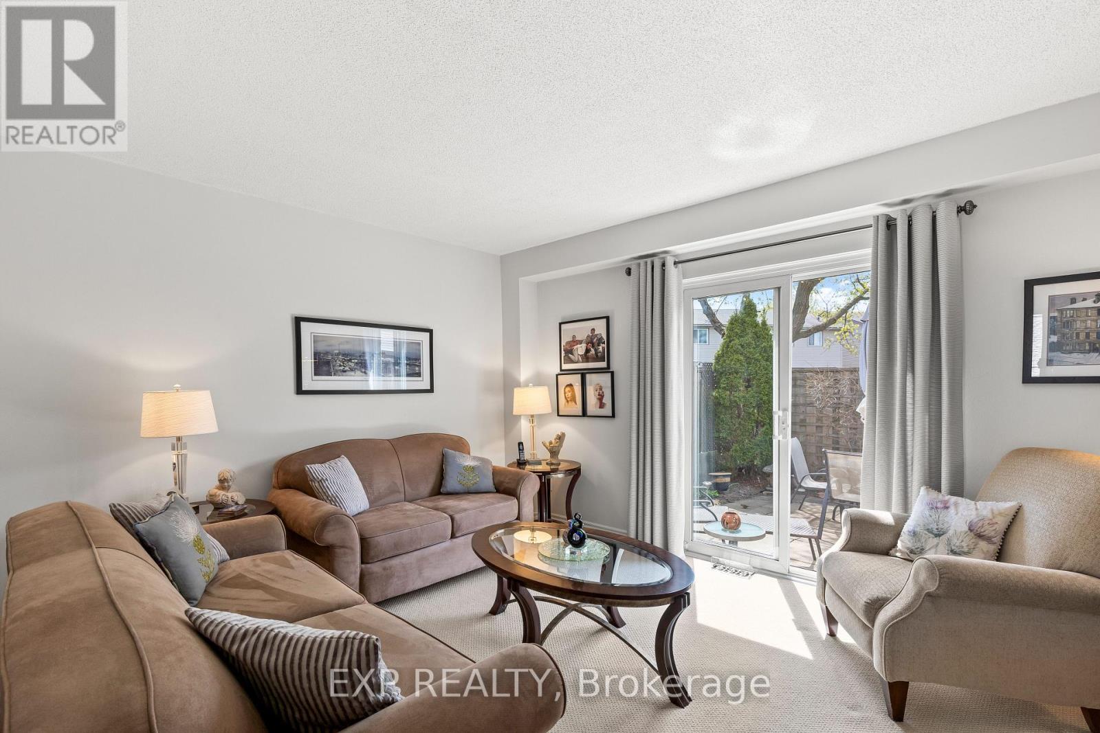 835 Southdale Road E, London South, Ontario  N6E 1V7 - Photo 7 - X12117271