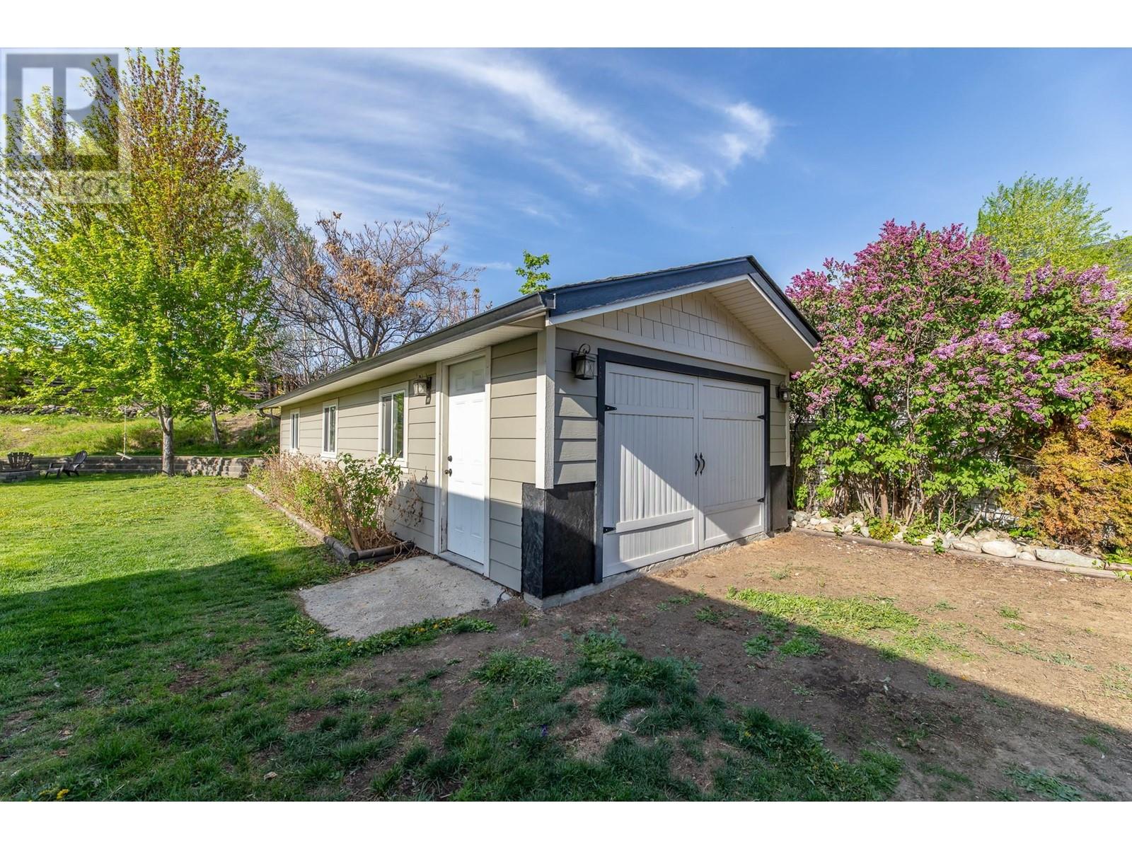 9718 Julia Street, Summerland, British Columbia  V0H 1Z6 - Photo 46 - 10345871