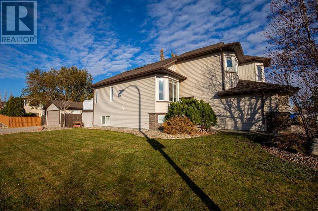 Property at 139 Fairmont Road S image 2