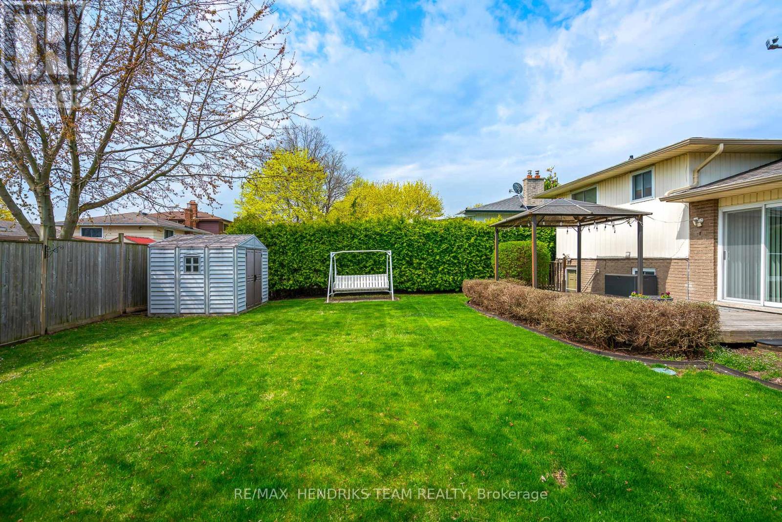 5066 Friesen Boulevard, Lincoln (Beamsville), Ontario  L0R 1B5 - Photo 32 - X12117395