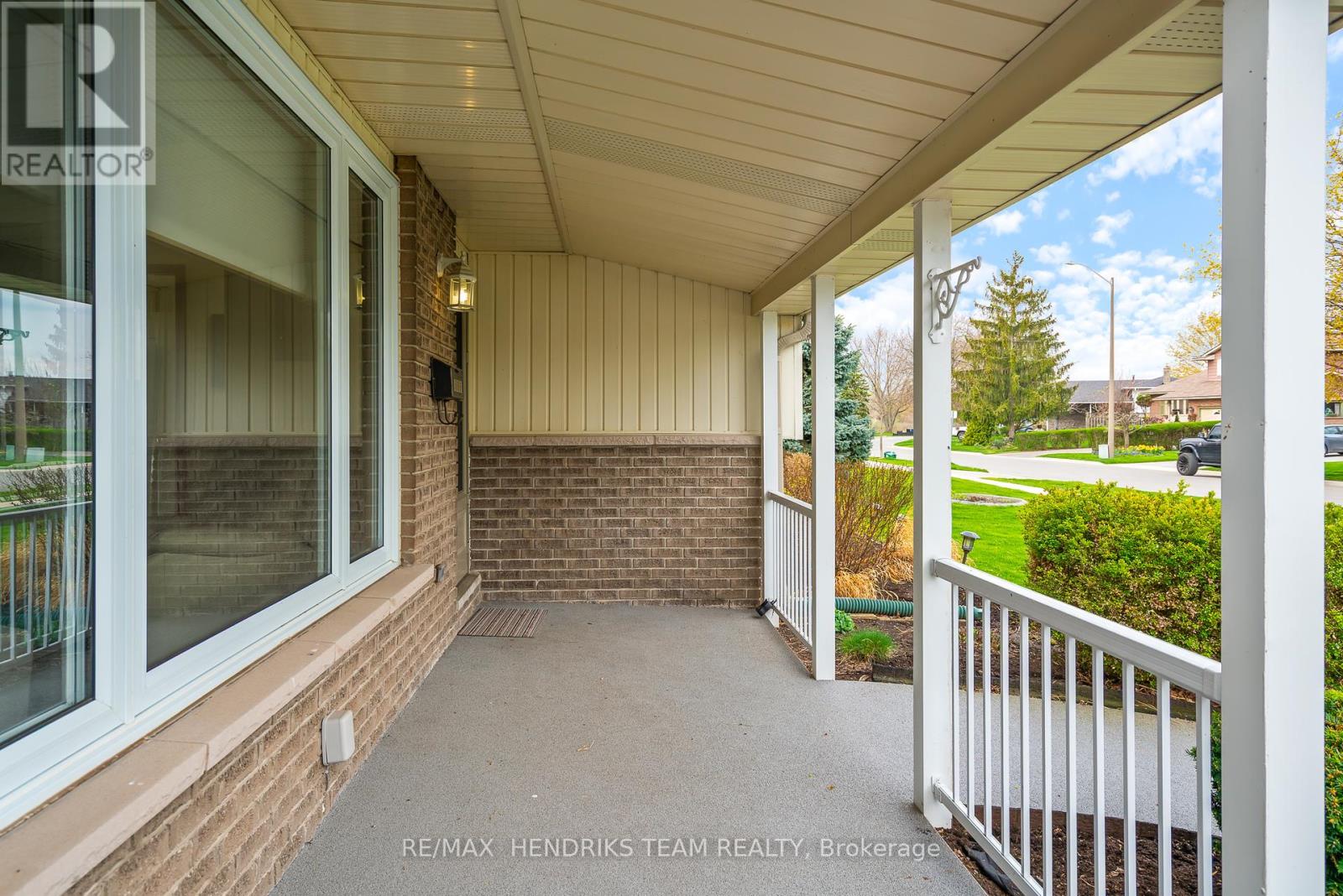 Property at 5066 FRIESEN BOULEVARD image 5