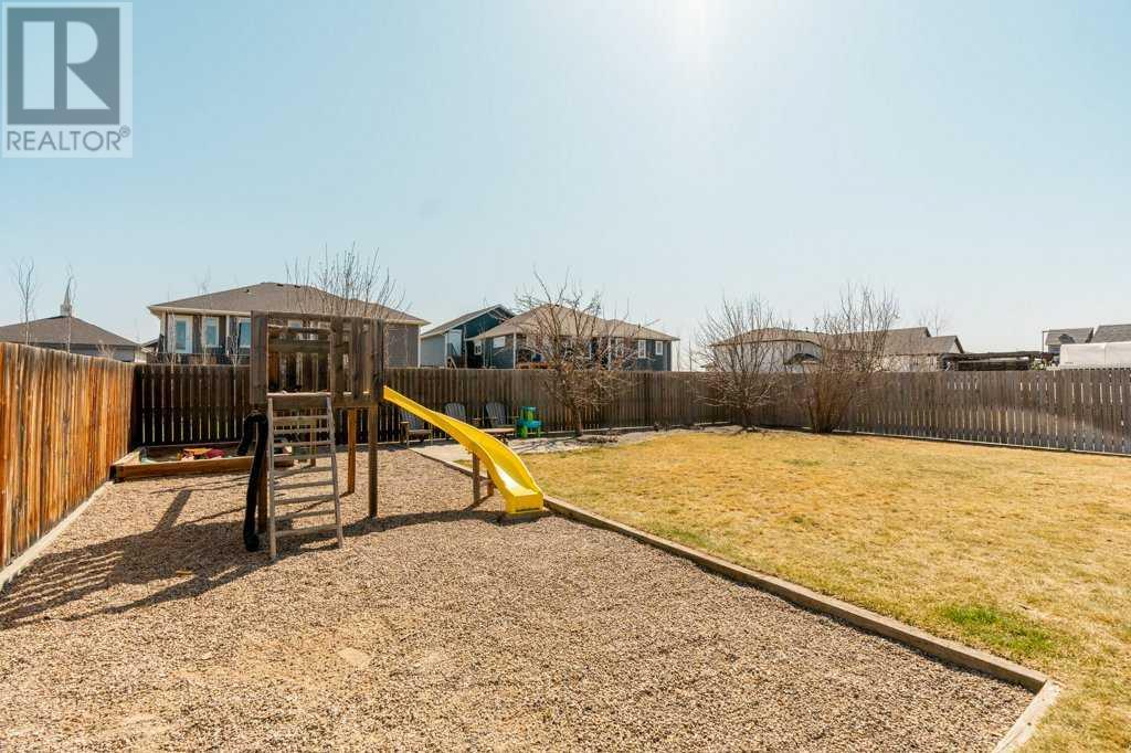 419 Centennial Avenue, Nobleford, Alberta  T0L 1S0 - Photo 45 - A2214700
