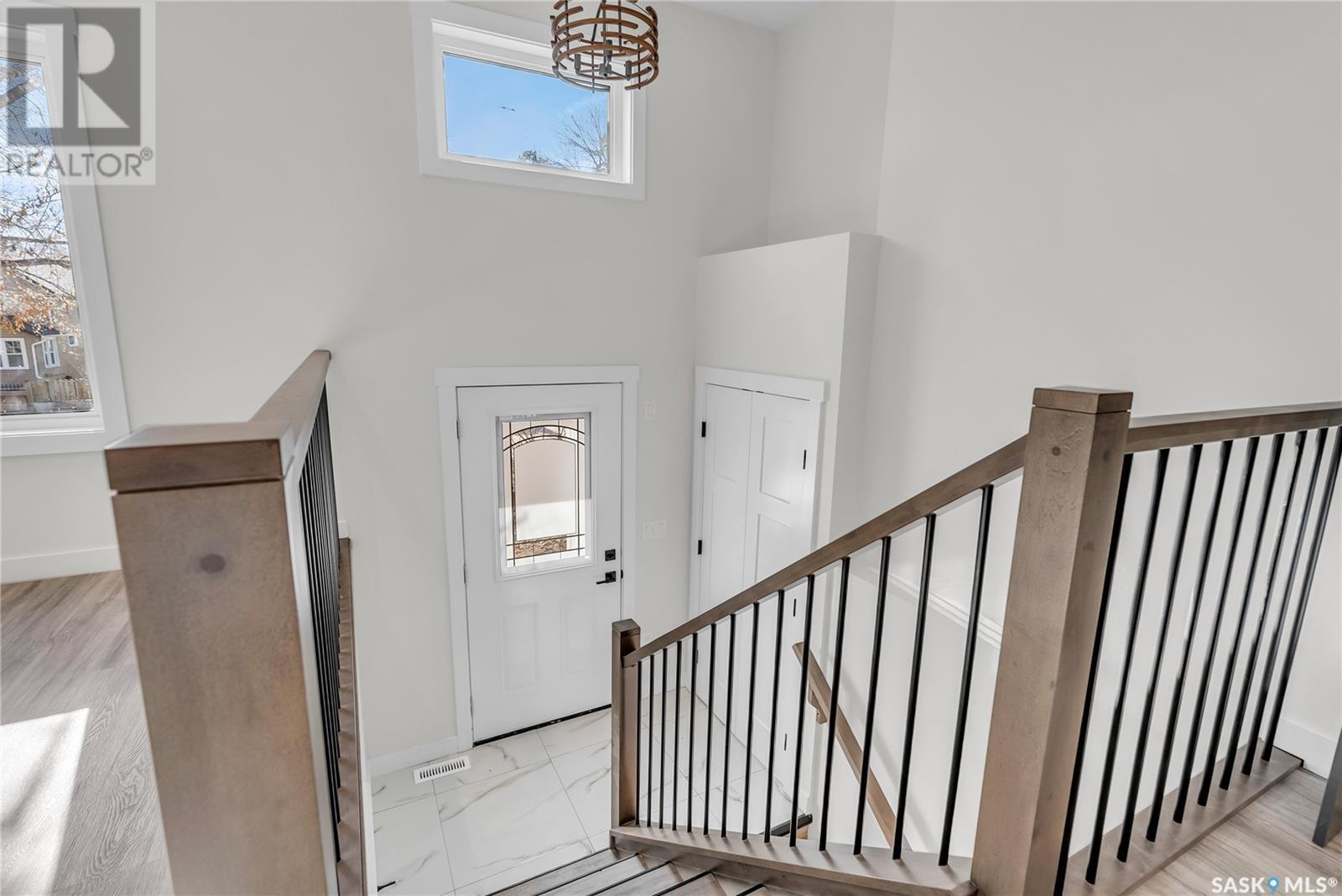 Property at 326 I AVENUE N image 4