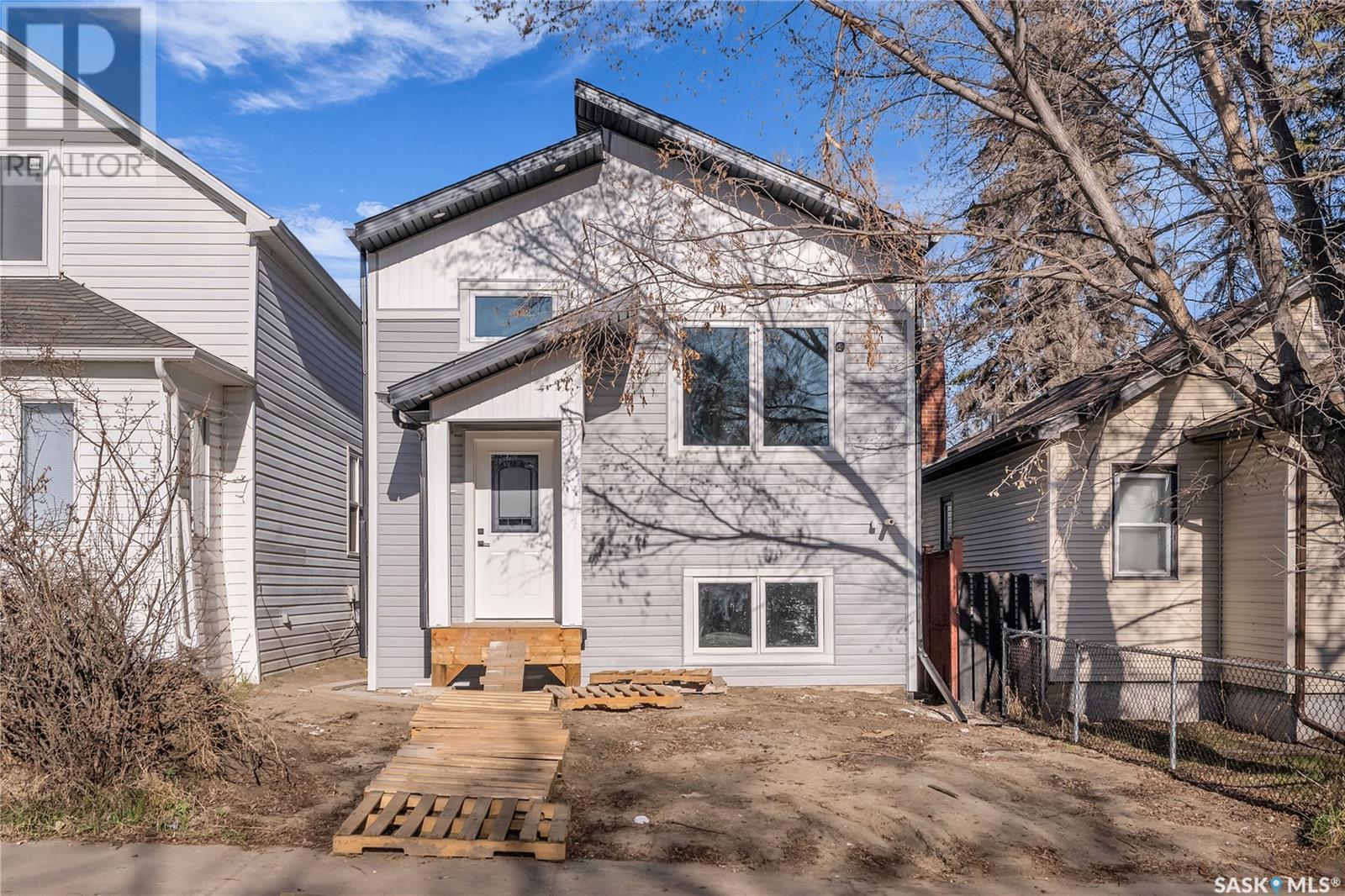 Property at 326 I AVENUE N image 2