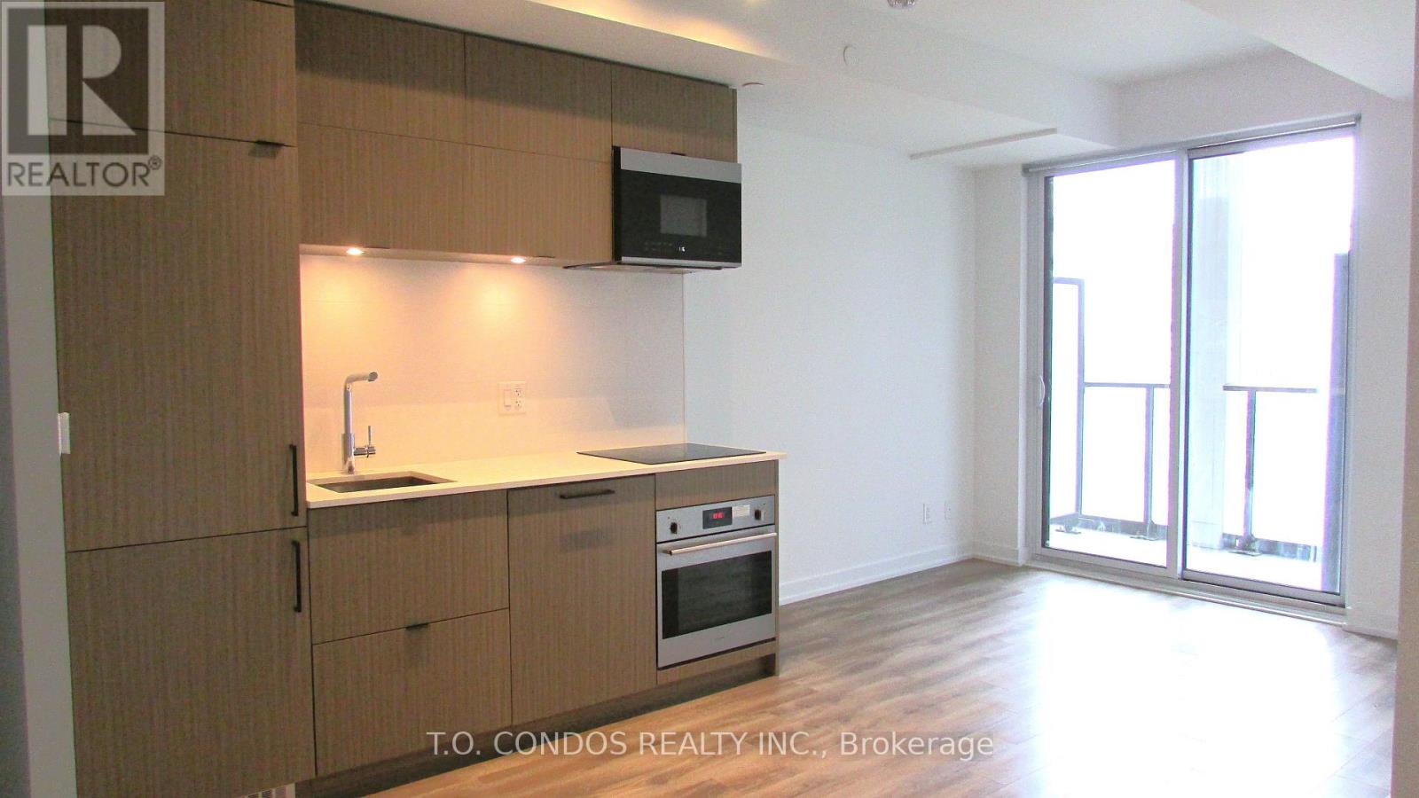 1019 - 20 Edward Street, Toronto, Ontario  M5G 1C9 - Photo 7 - C12114455