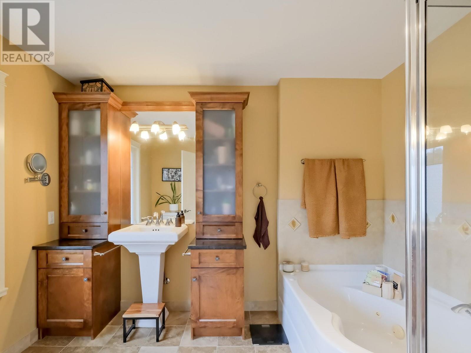 Property at 5617 SIMPSON Road image 2