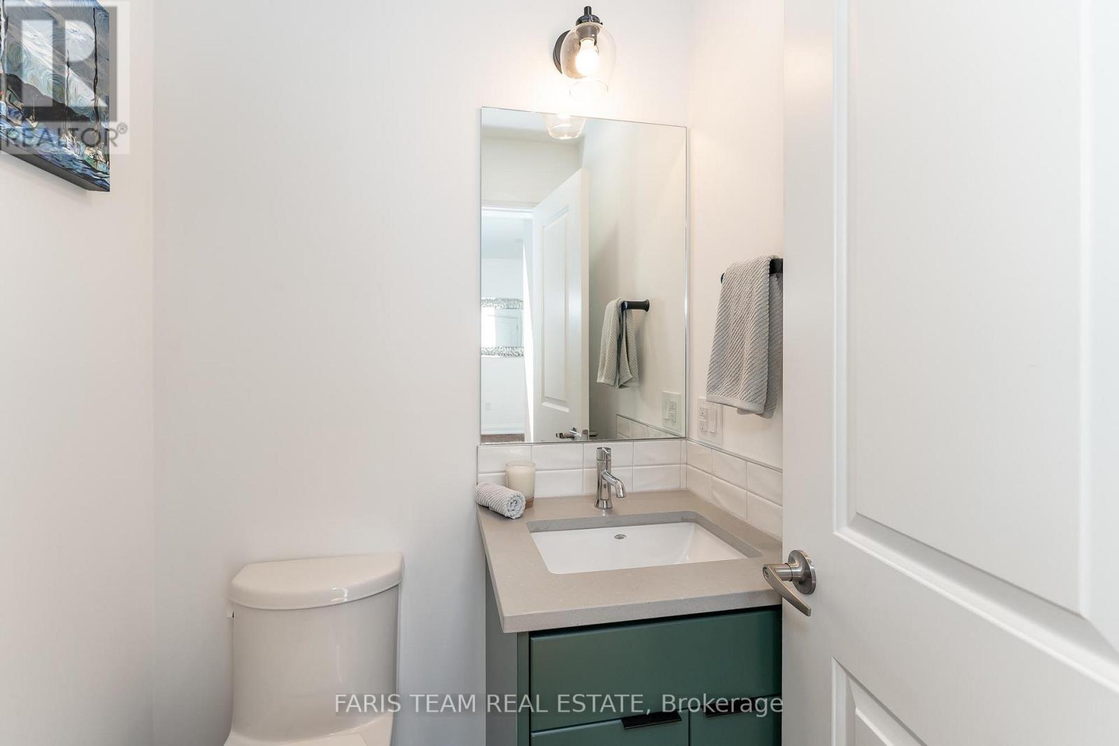 38 Magazine Street, Penetanguishene, Ontario  L9M 0W7 - Photo 15 - S12113707