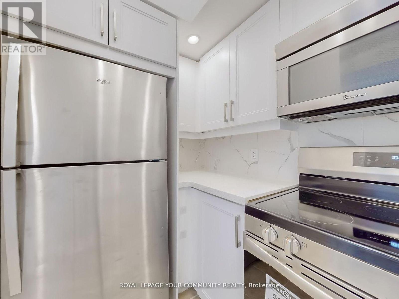 929 - 15 Northtown Way, Toronto, Ontario  M2N 7A2 - Photo 19 - C12117147