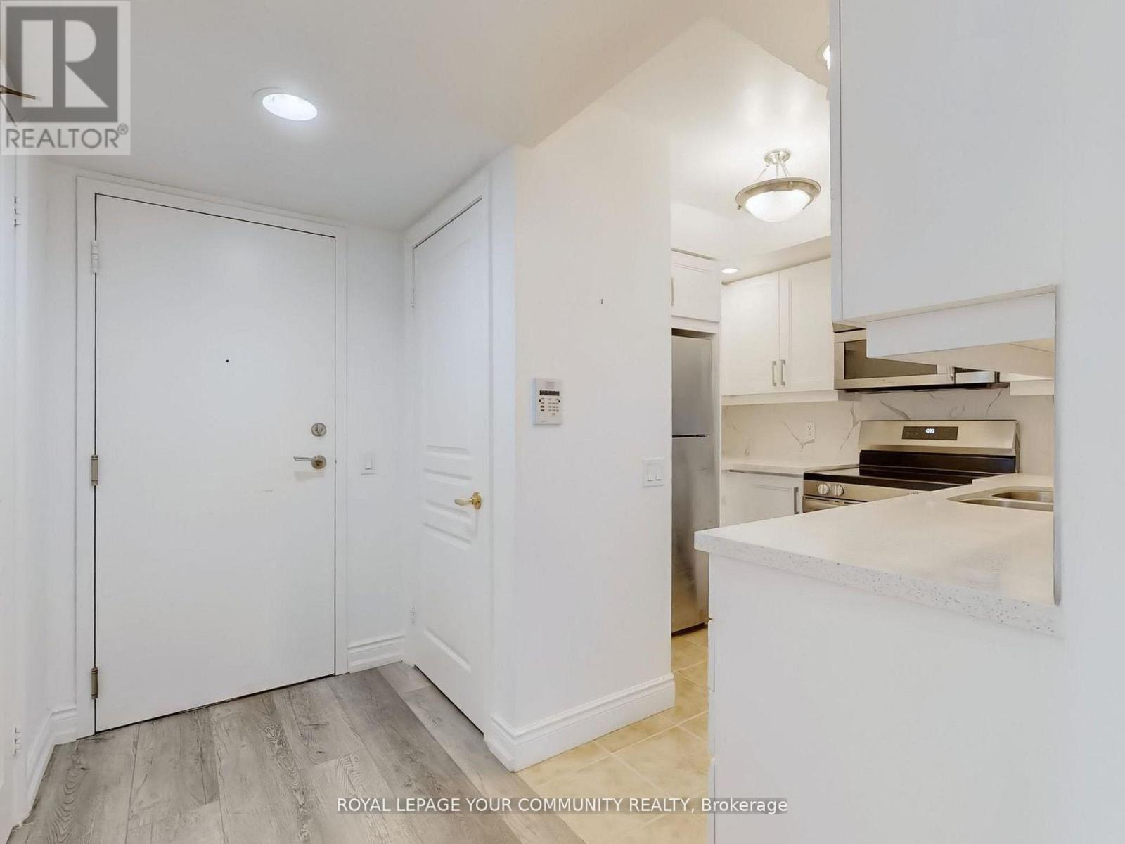 929 - 15 Northtown Way, Toronto, Ontario  M2N 7A2 - Photo 29 - C12117147