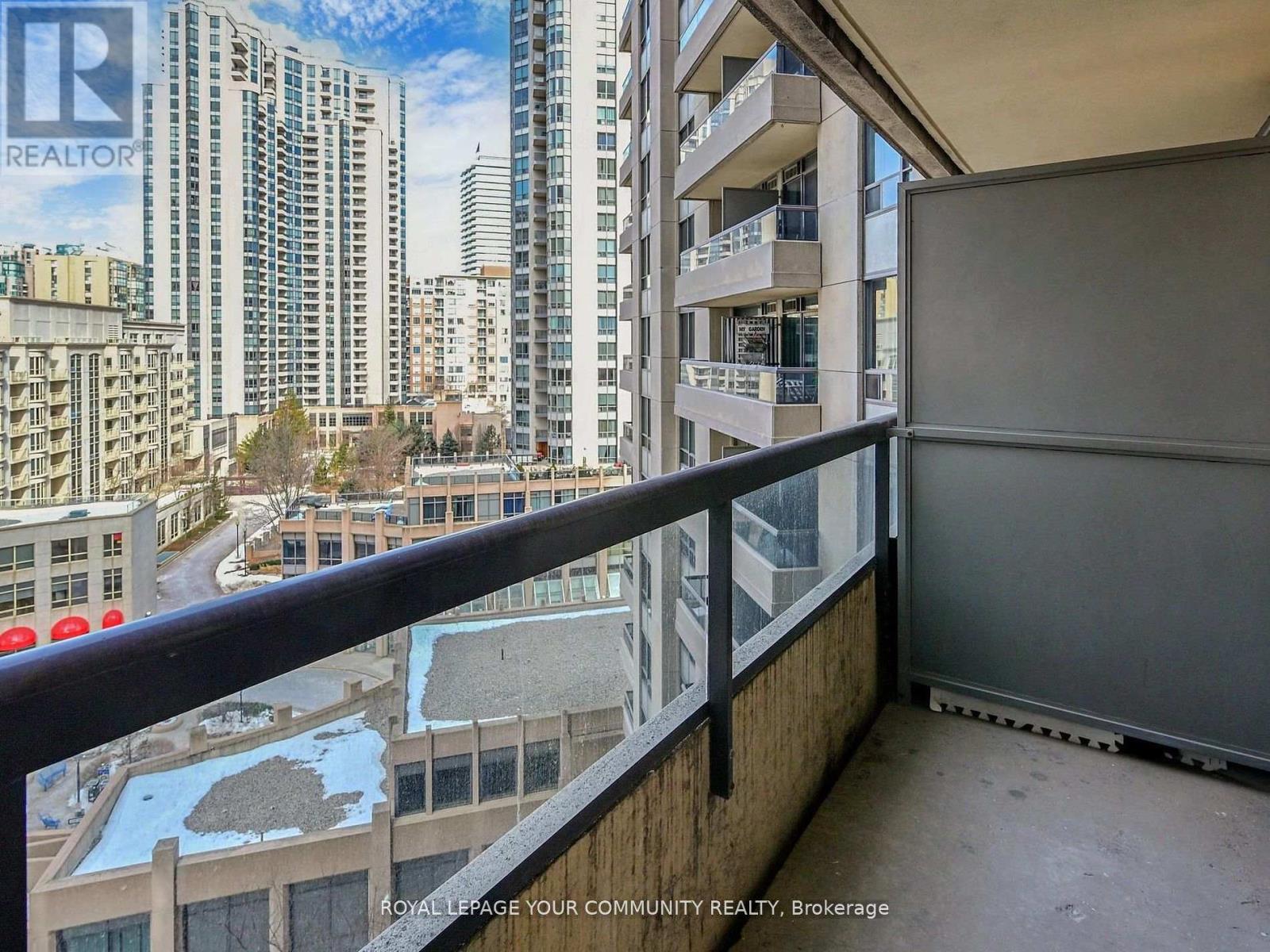 929 - 15 Northtown Way, Toronto, Ontario  M2N 7A2 - Photo 37 - C12117147