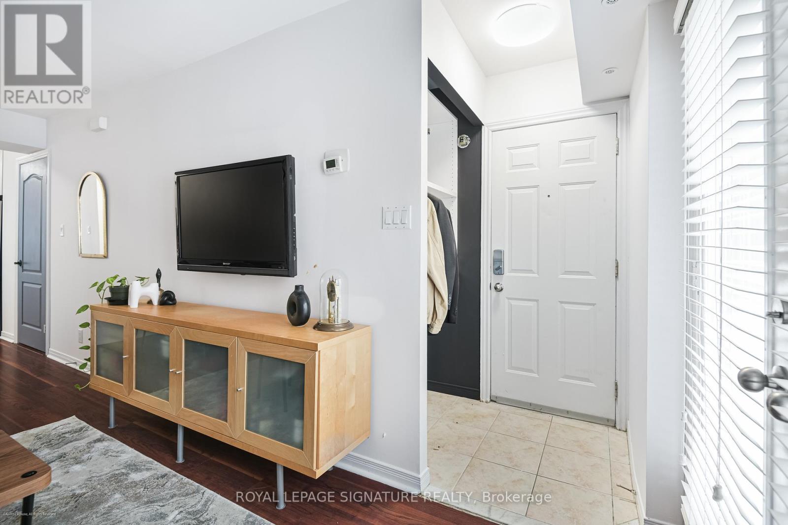 Property at 3004 - 12 SUDBURY STREET image 2