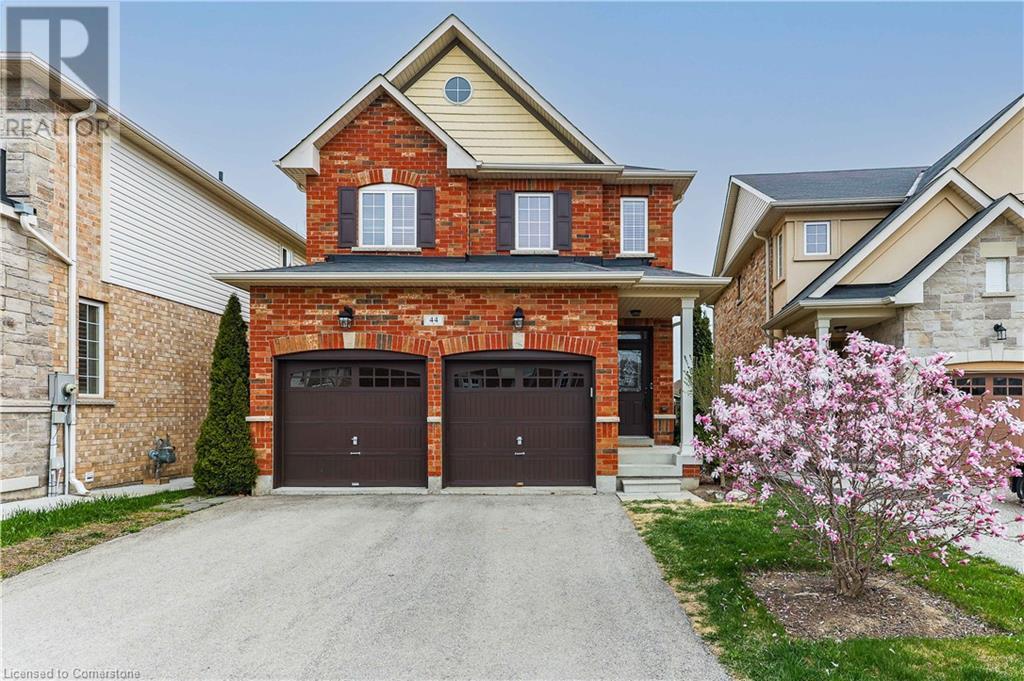 44 CONNELL Crescent, Hamilton, Ontario