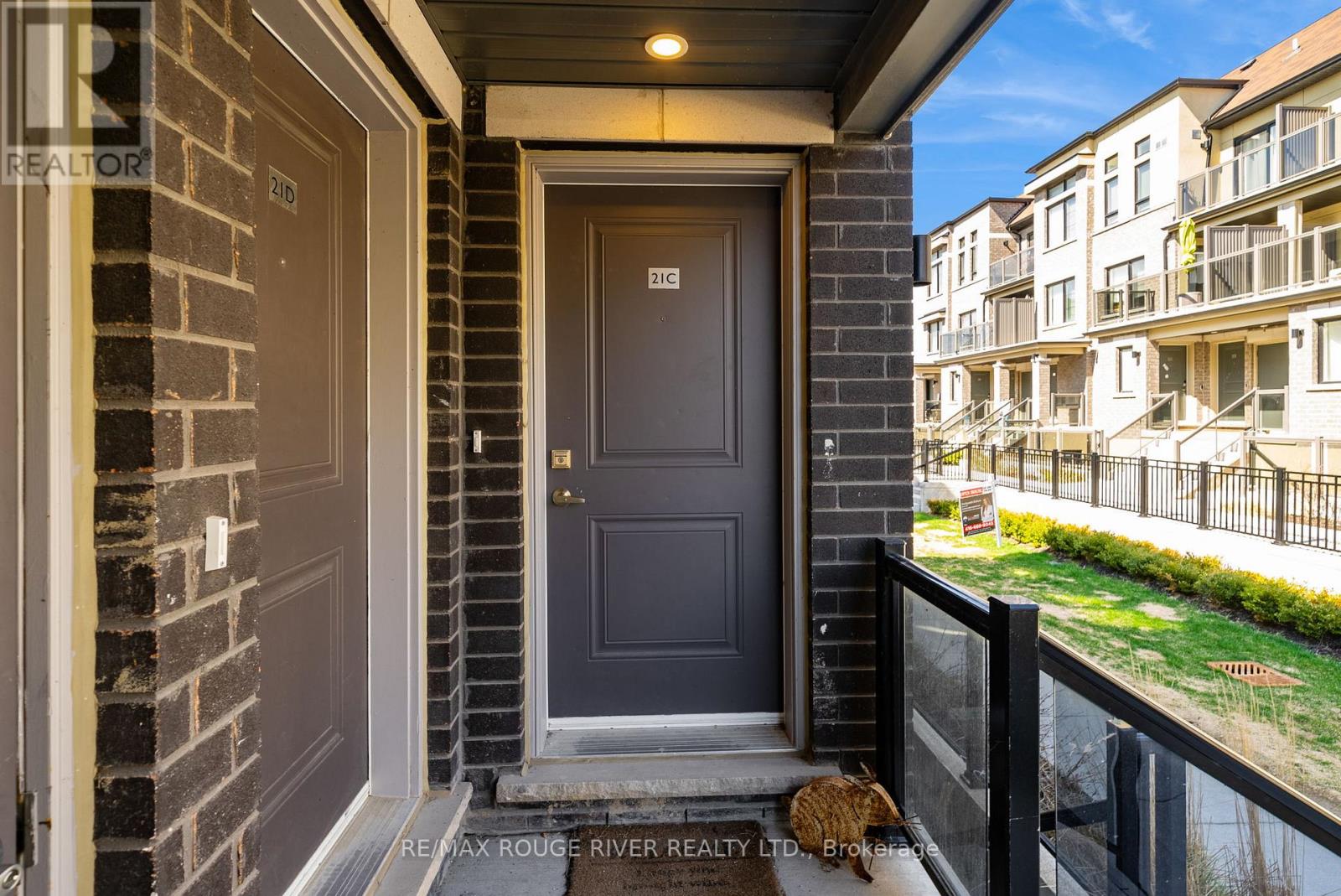 Property at 21C LOOKOUT DRIVE image 4