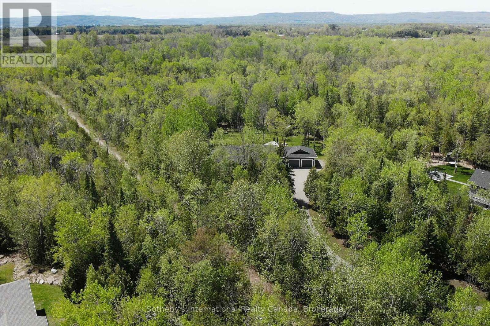 134 Glenlake Boulevard, Collingwood, Ontario  L9Y 0X2 - Photo 7 - S12114943