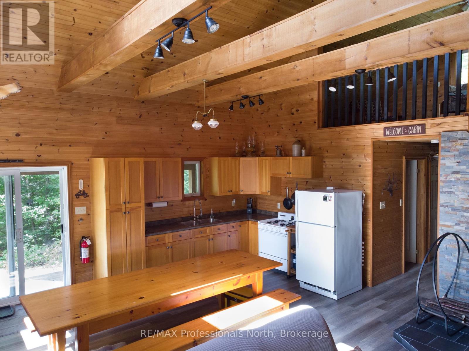 364 Forestry Tower Road, Kearney, Ontario  P0A 1M0 - Photo 9 - X12115126